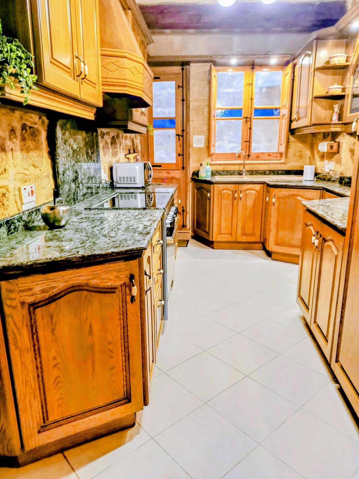 بيت للعطل Mdina Gate Retreat - A Charming House Of Character ربات