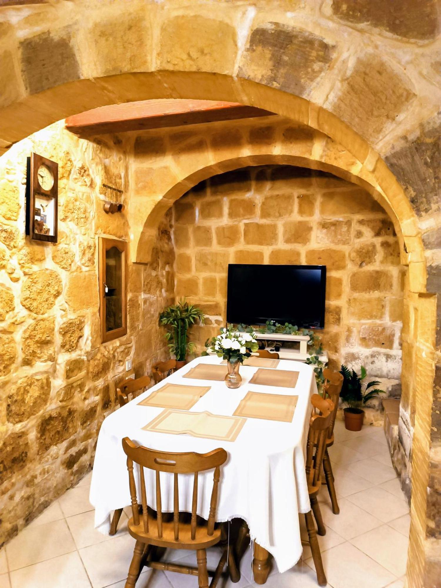 Mdina Gate Retreat - A Charming House Of Character ربات